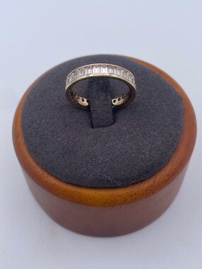 QVC 14K Solid Yellow Gold CZ Eternity Band Ring 
Channel Set Baguette CZ s6